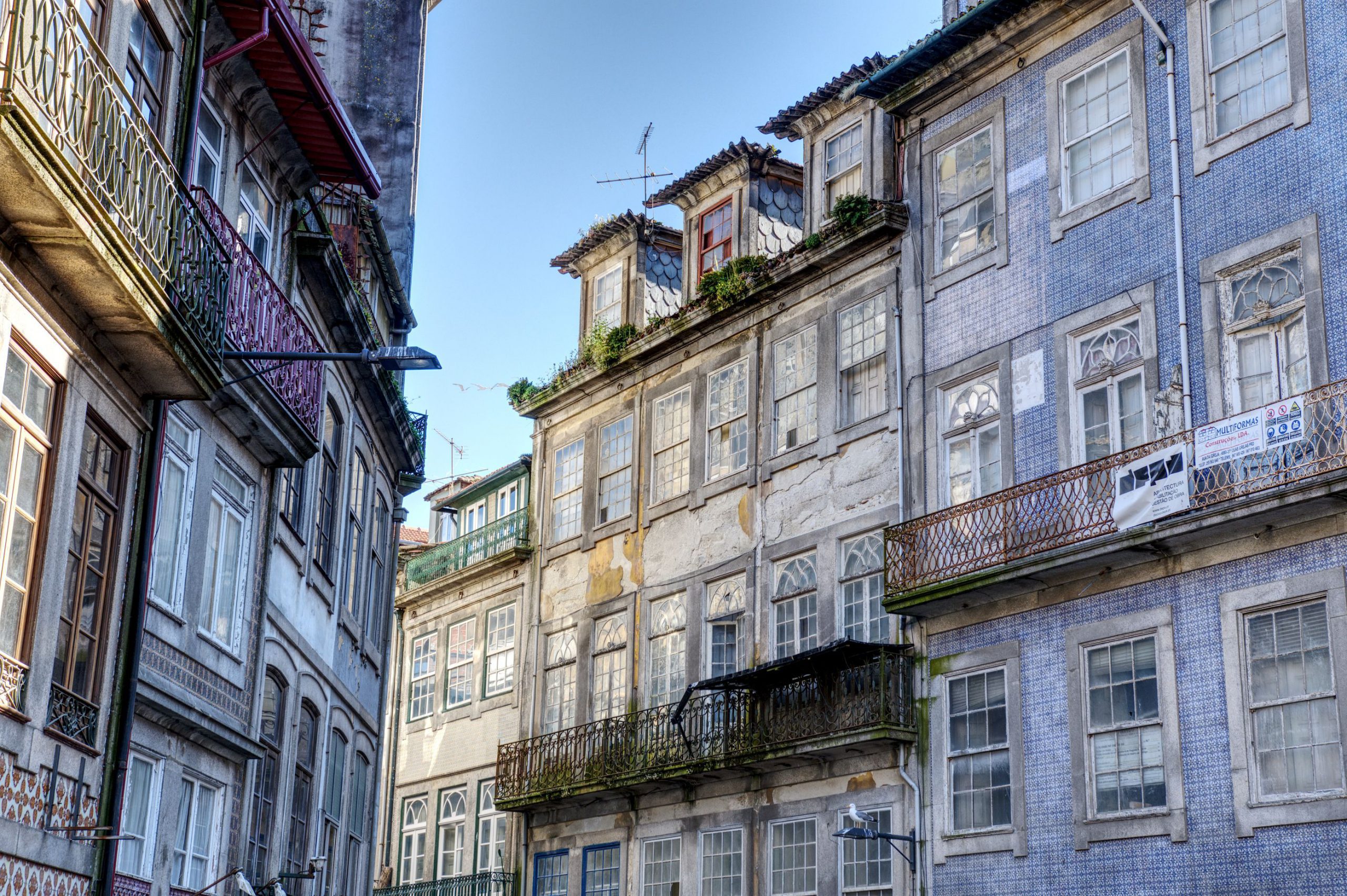 Historic house fronts in Porto's Old Town