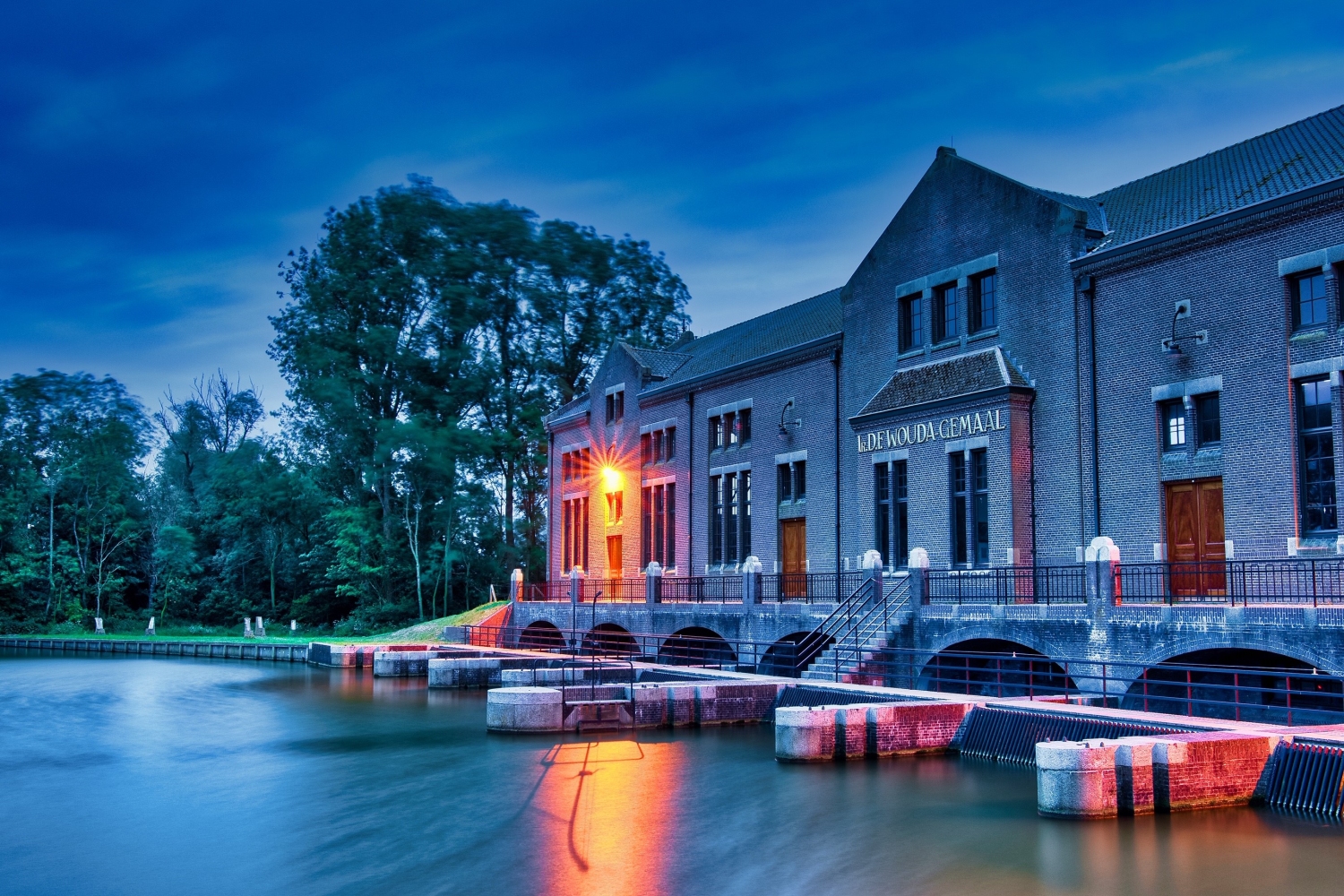 Langzeitbelichtung des Woudagemaal in Lemmer